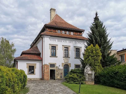 Dwór Karwacjanów